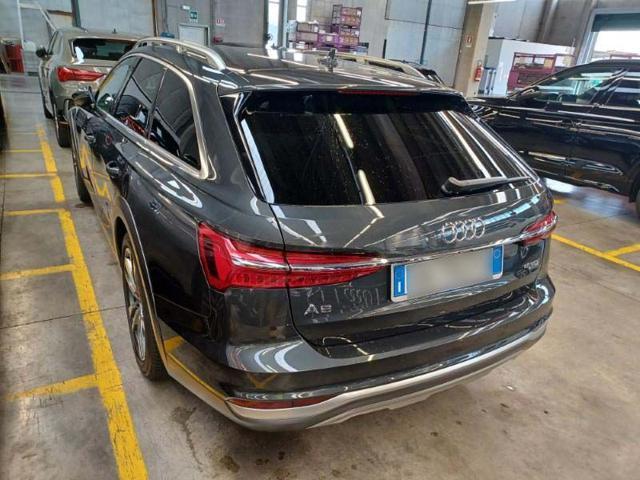 AUDI A6 allroad 40 TDI 2.0 quattro S tronic Business Advanced.