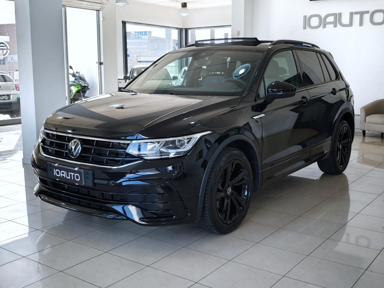 VW Tiguan 2.0 TDI 150cv DSG R-Line Black Pack 2024