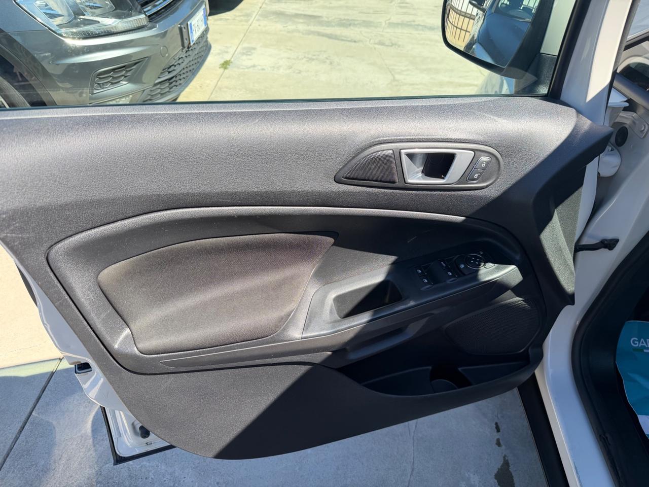 Ford EcoSport 1.0 EcoBoost 100 CV Connect/ 65.000KM