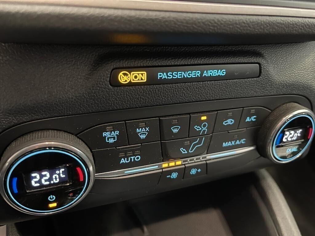 Ford Kuga CONNECT 2.5 Full Hybrid CVT 2WD 29000 KM