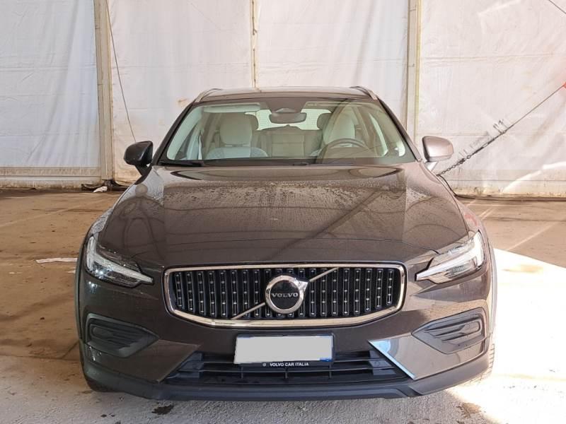 Volvo V60 2.0 B4 Core AWD automatico