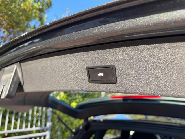 AUDI Q5 2.0 TDI quattro S tronic, S line, Xeno, Navi