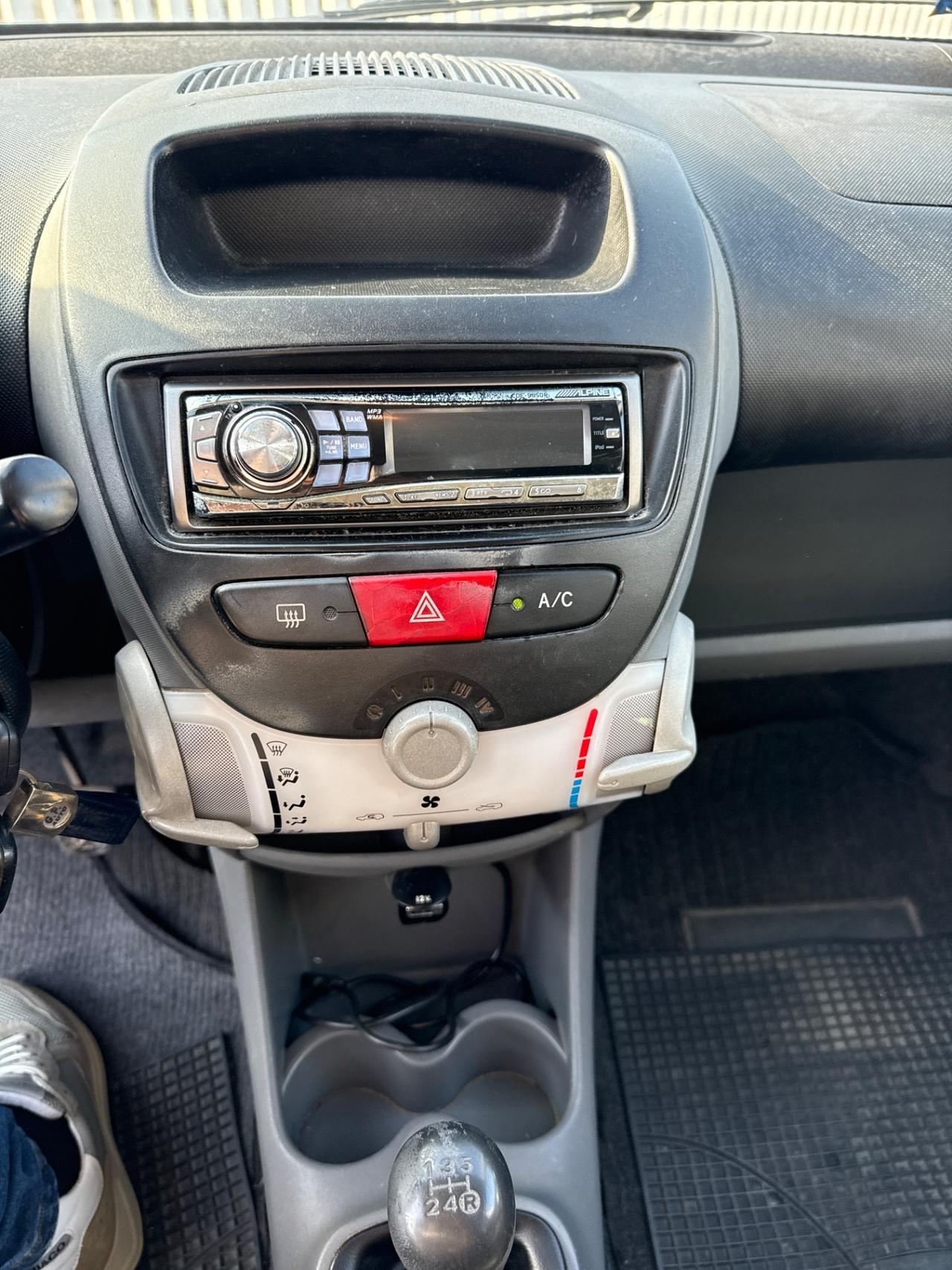 Toyota Aygo 1.0 12V VVT-i 5 porte Now