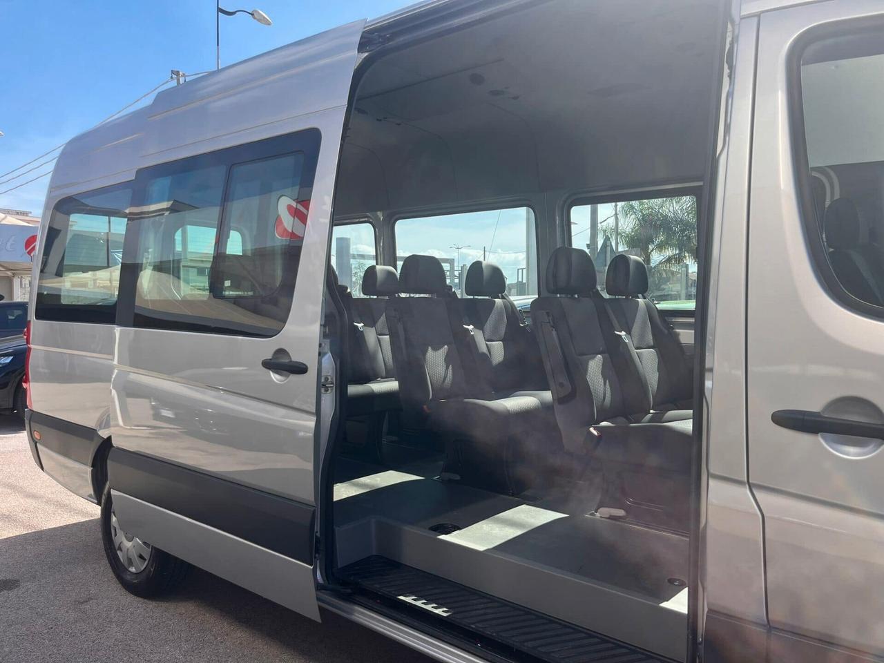 VOLKSWAGEN Crafter 35 2.0 TDI PL-TM Kombi (136CV)