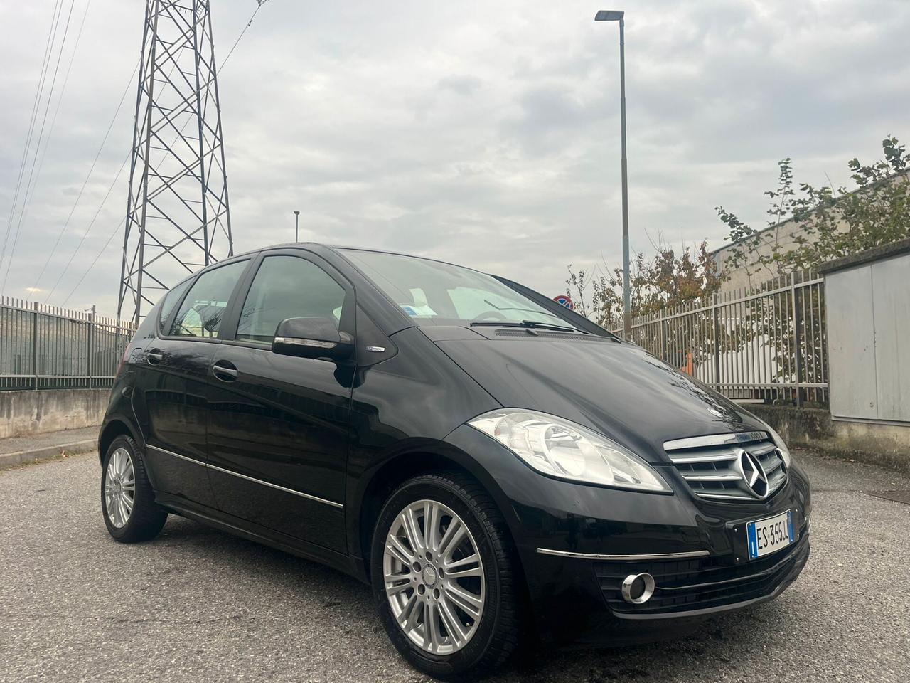 Mercedes-benz A 160 exclusive benz solo 99.000km