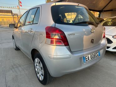 Toyota YARIS 1.3 BENZINA 2010 - SOLO 170 MILA KM