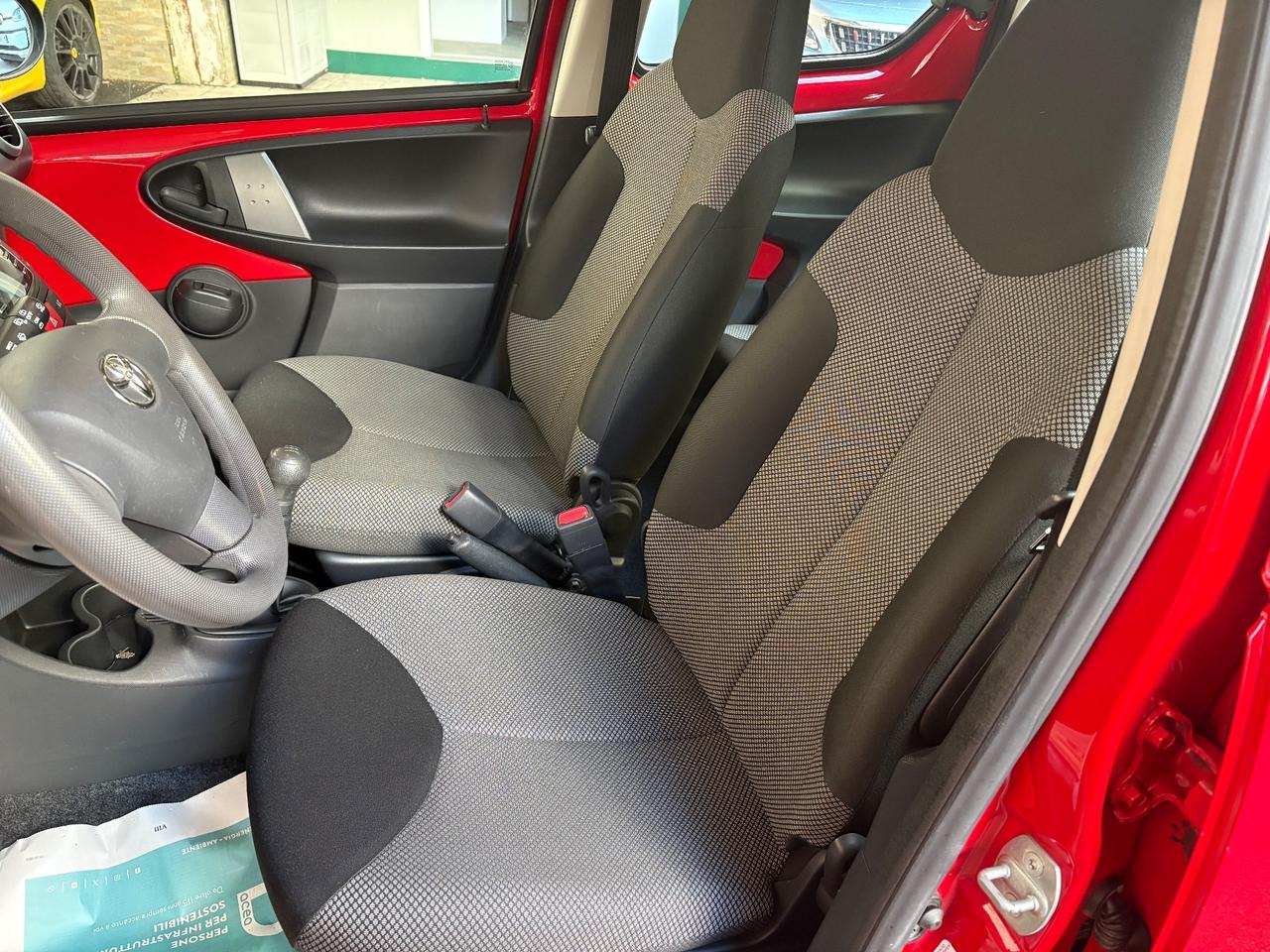 Toyota Aygo 1.0 benzina 2013