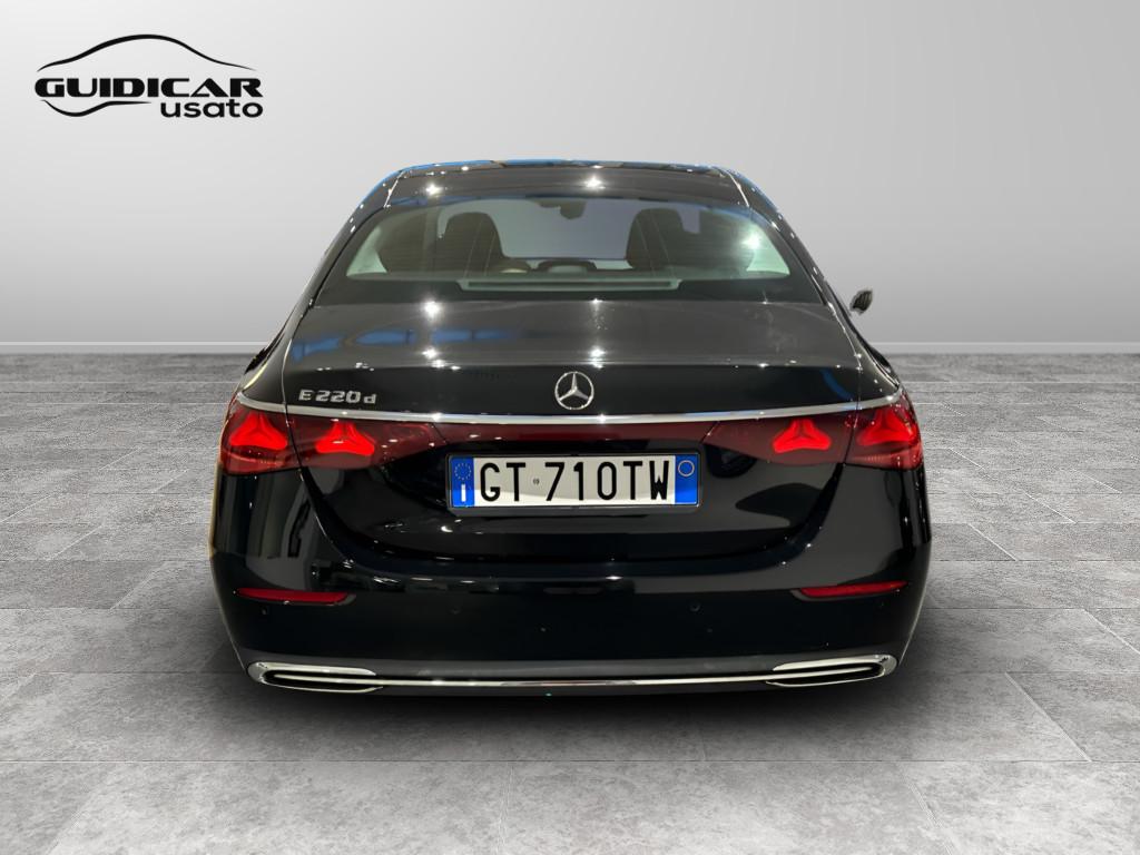 Mercedes-Benz Classe E- W214 Berlina - E 220 d Advanced auto