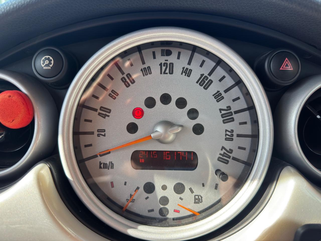 Mini ADATTA A NEOPATENTATI 1.6 16V Cooper