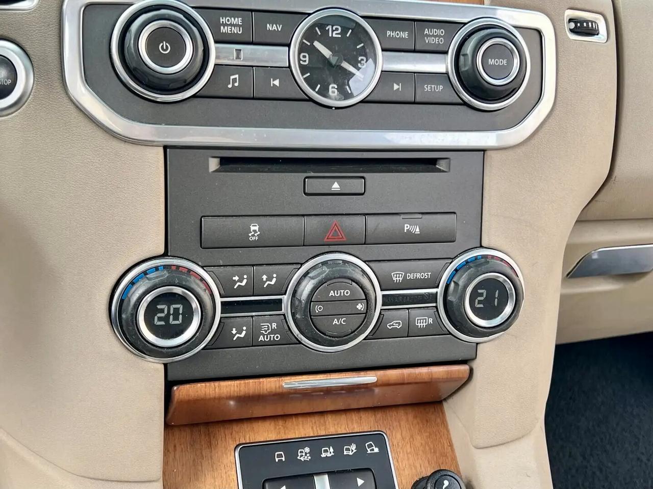 Land Rover Discovery 4 3.0 TDV6 211CV HSE