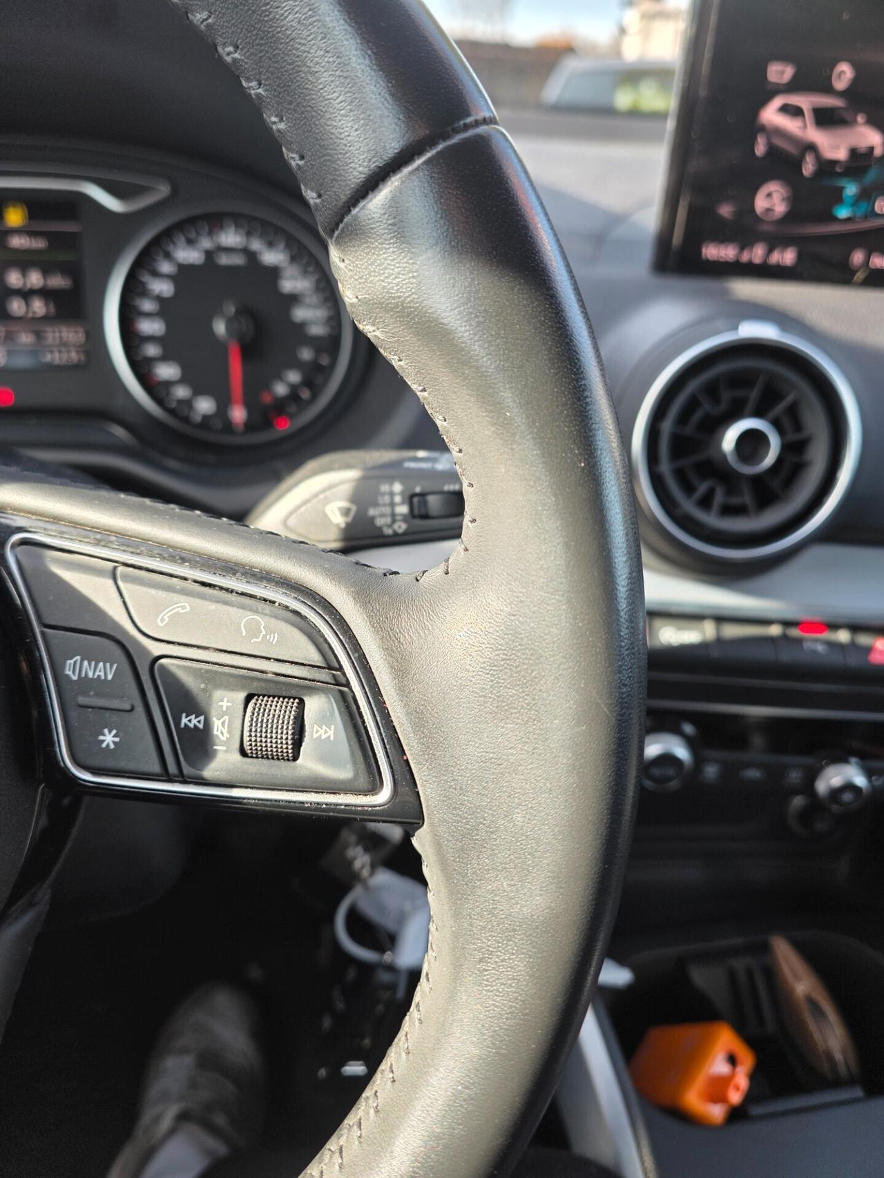 Audi Q2 30 TFSI Identity Black