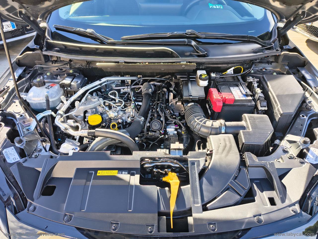 NISSAN Qashqai MHEV 140 CV N-Connecta