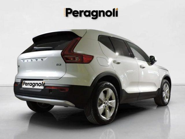 VOLVO XC40 B3 CORE AUTOMATICA KM0