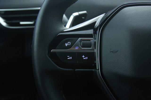 PEUGEOT 3008 Hybrid 225 e-EAT8 Allure Pack