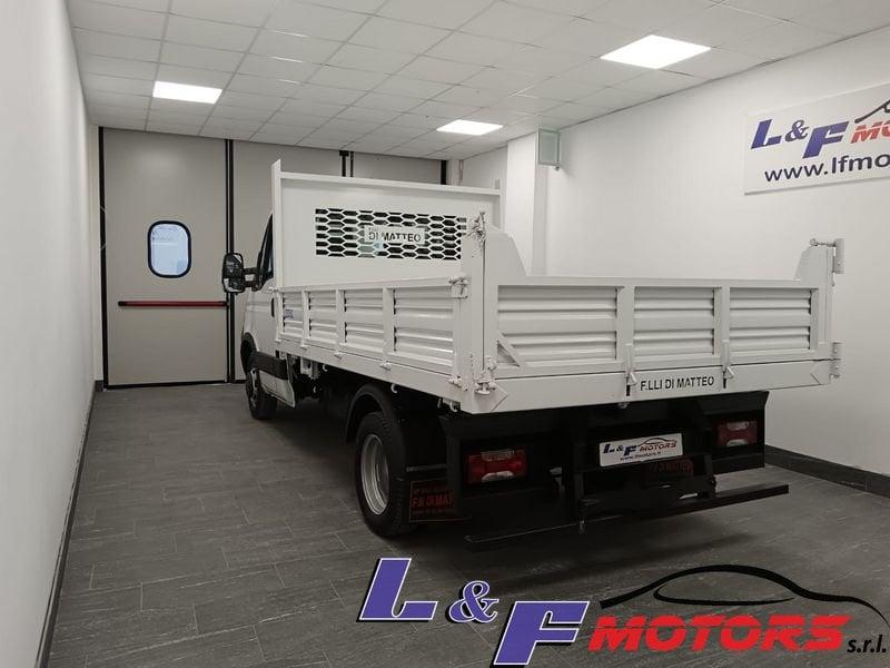 Iveco Daily 35 RIBALTABILE TRILATERALE