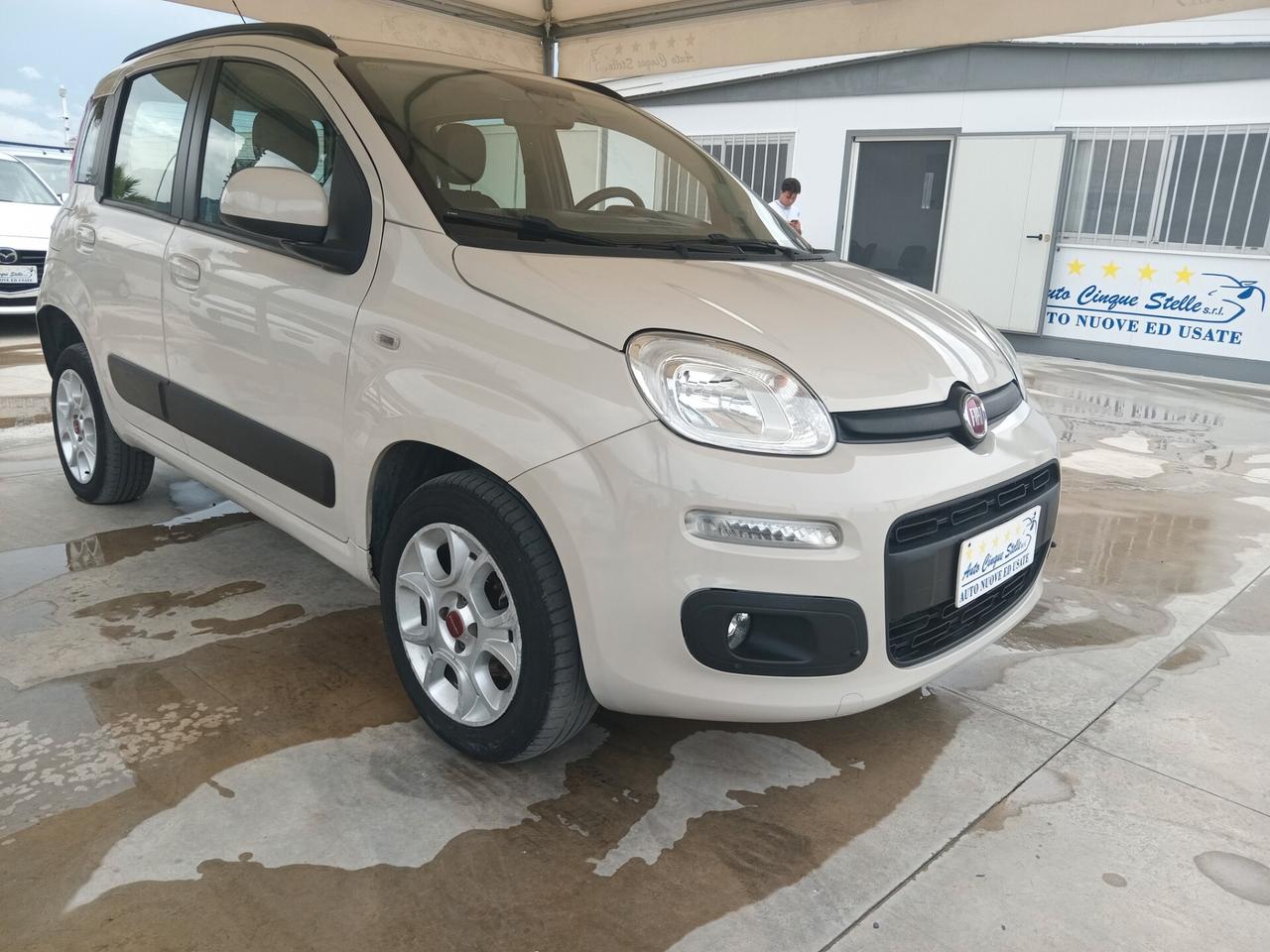 Fiat Panda 0.9 TwinAir Turbo Natural Power Lounge