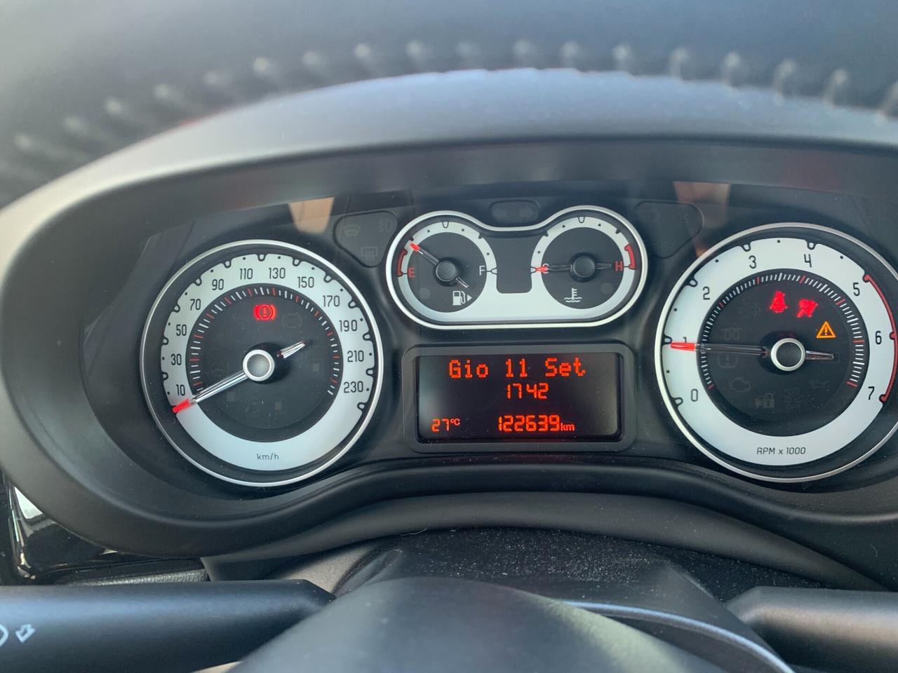 Fiat 500L 1.3 Multijet Trekking sinistrata