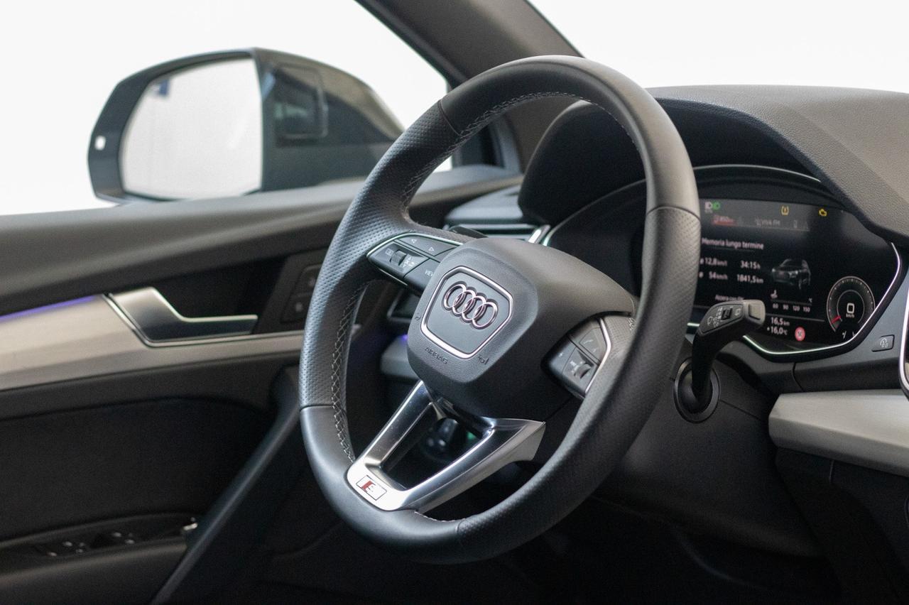 Audi Q5 Sportback 40 Tdi Quattro S-line Black Identity 204