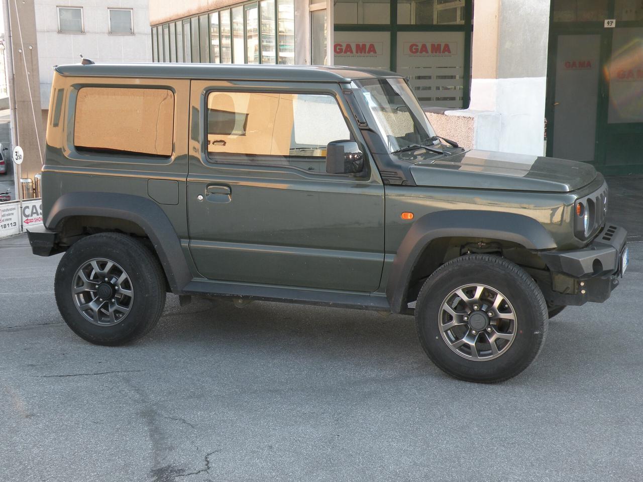 Suzuki Jimny 1.5 5MT Top GPL