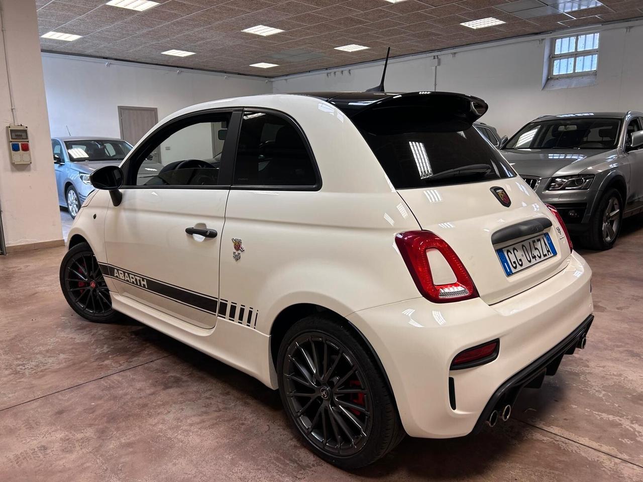 Abarth 595 1.4 Turbo T-Jet 180 CV Competizione