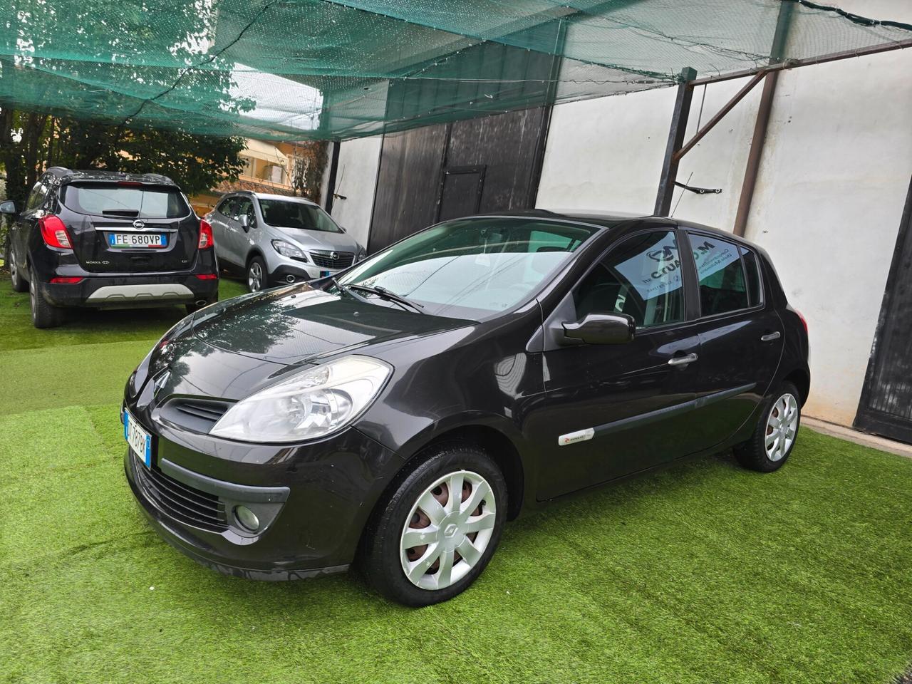 Renault Clio 1.2BENZ 75CV 120000km neop-2009