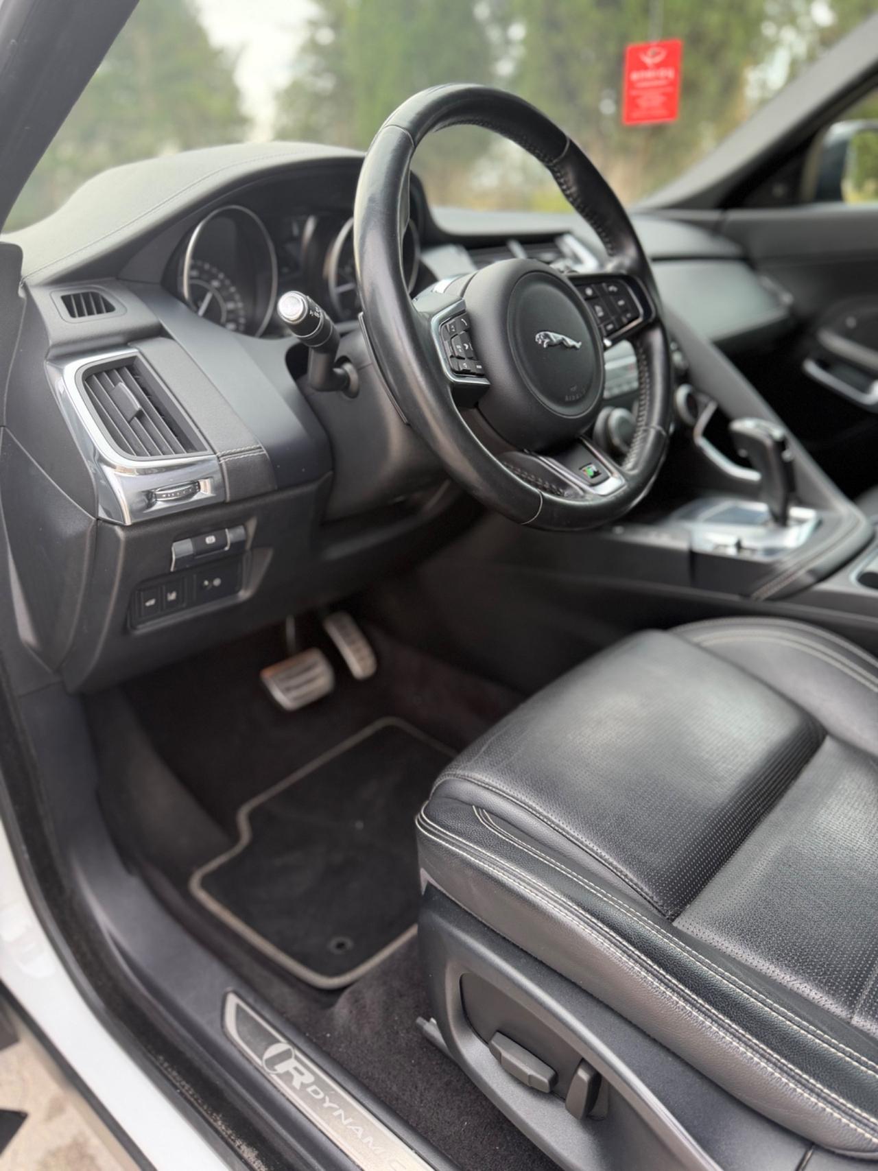 Jaguar E-Pace 2.0D 180 CV AWD R-Dynamic S