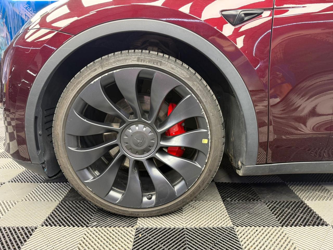 Tesla Model Y AWD Performance (945)