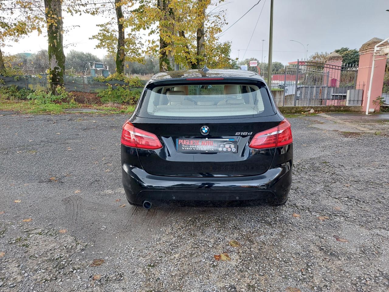 BMW Serie 2 Act. Tourer 216d Advant. Automat.-2015