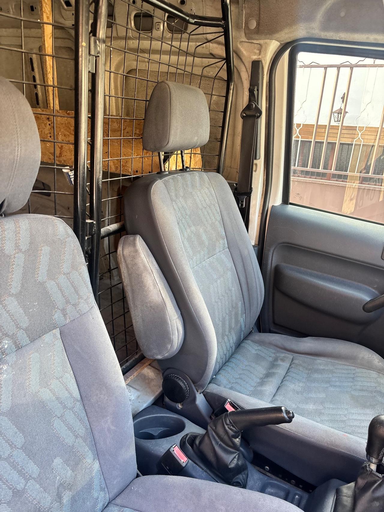 Ford Transit Connect 200S 1.8 TDCi/90CV PC-TN