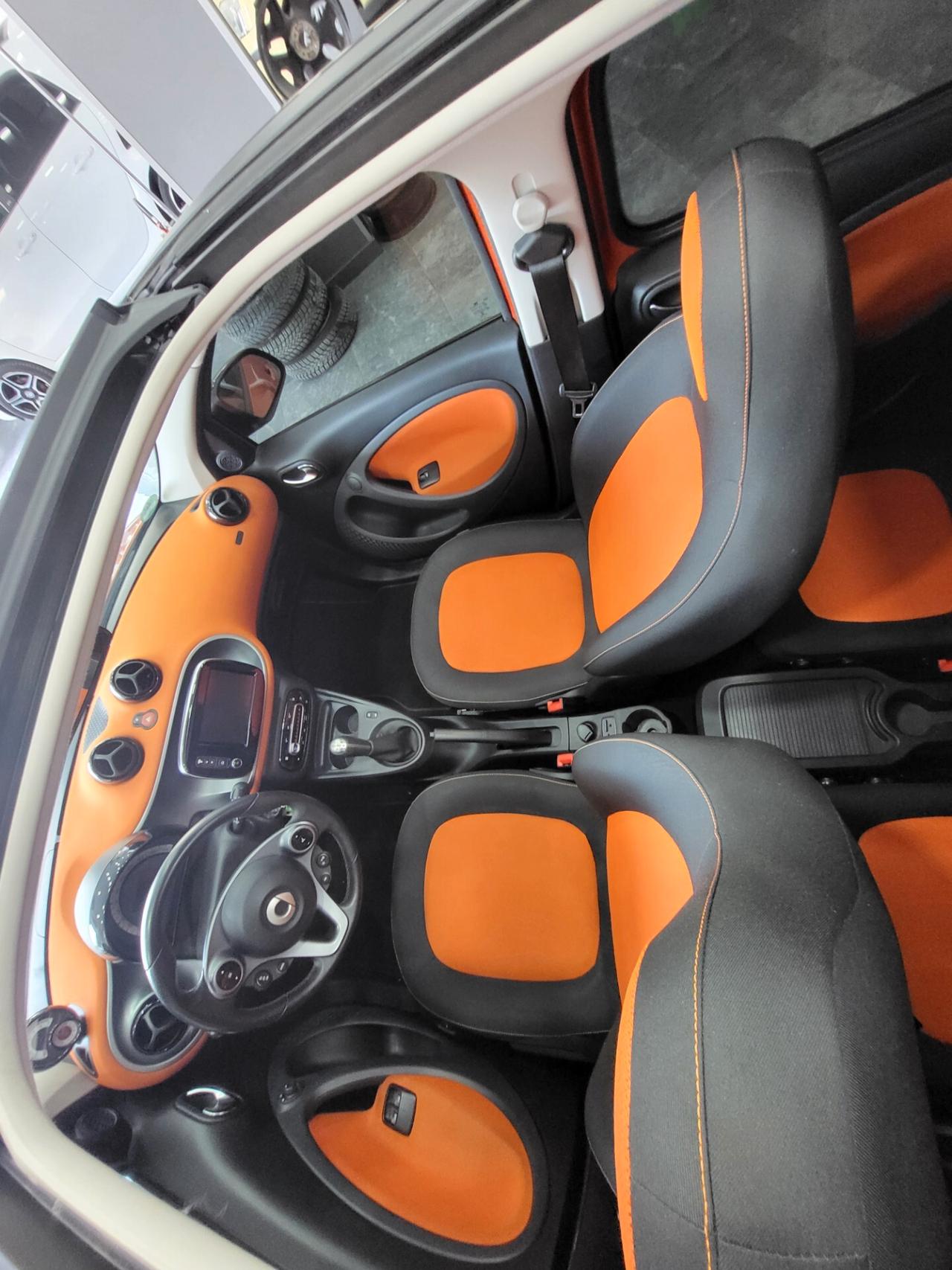 Smart ForFour l70 1.0 Passion