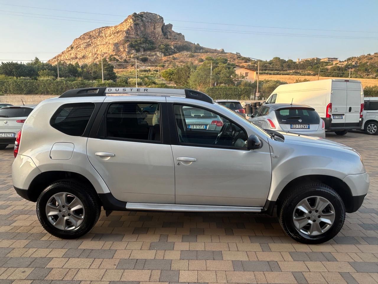 Dacia Duster 1.6 115CV Start&Stop 4x2 GPL Lauréate