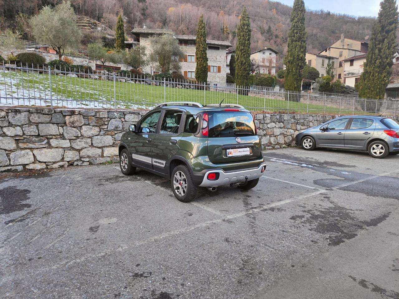FIAT Panda Cross 4x4 GANCIO TRAINO