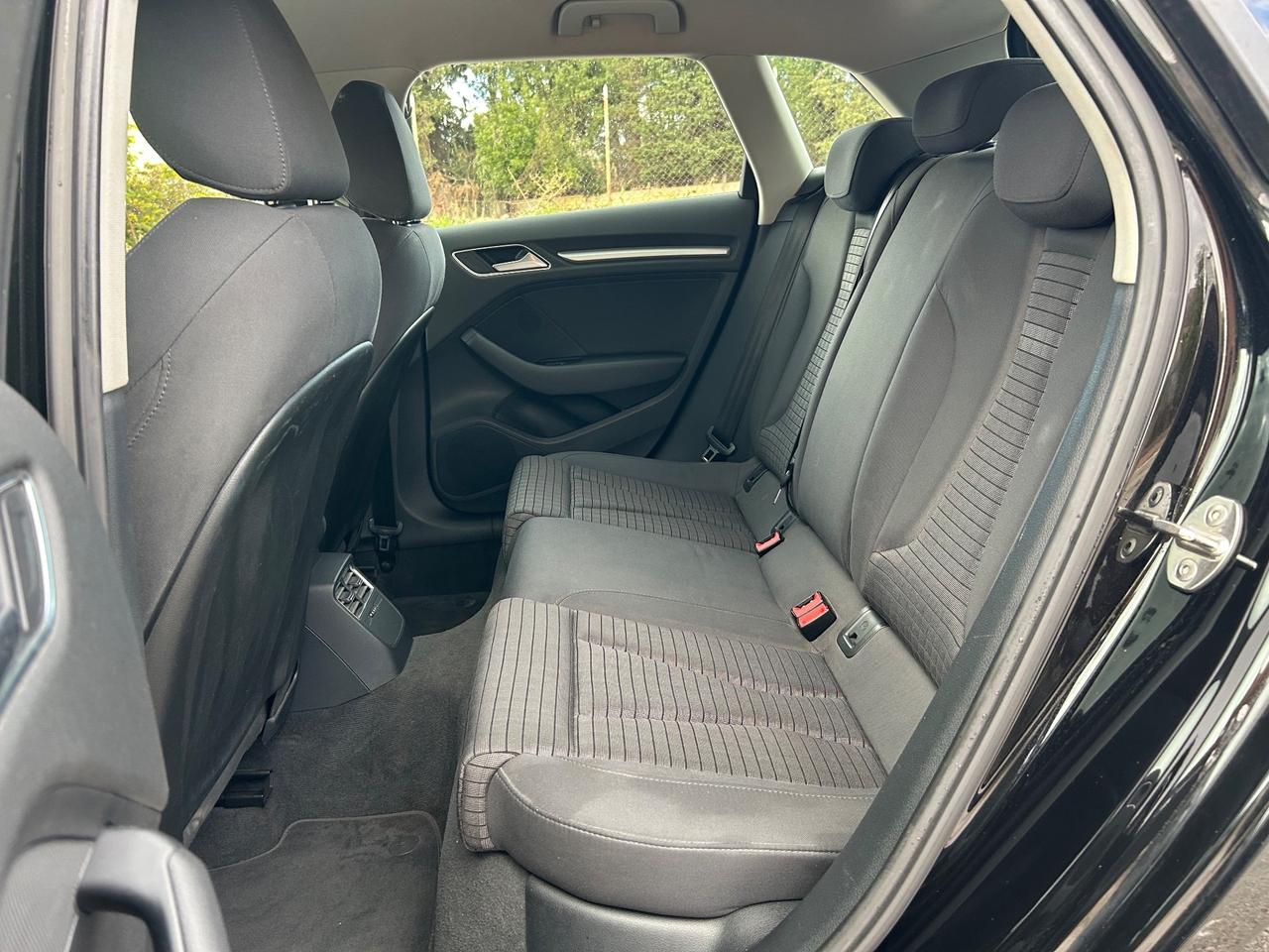 Audi A3 2.0 TDI 150 CV clean diesel quattro edition
