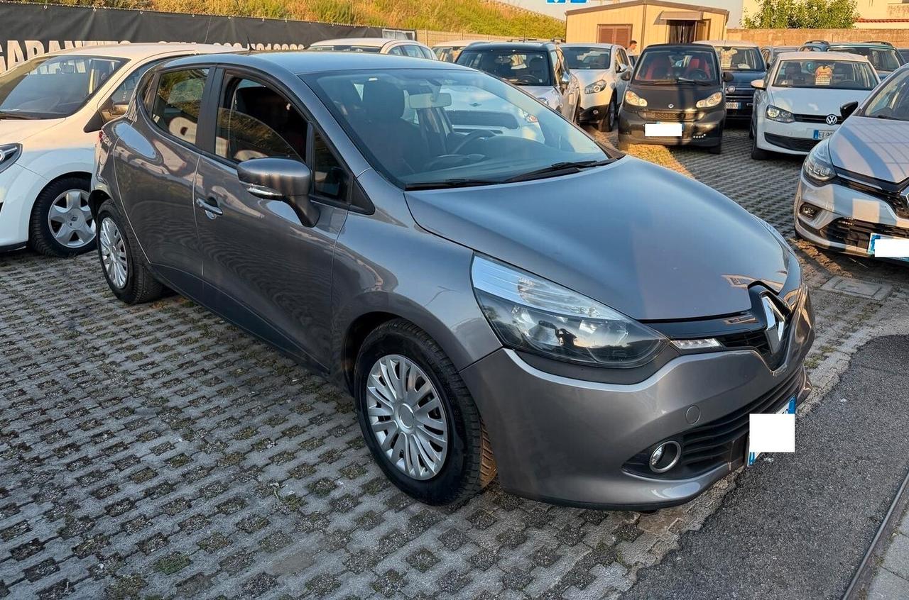 Renault Clio 1.2 75CV 5 porte Live-2014