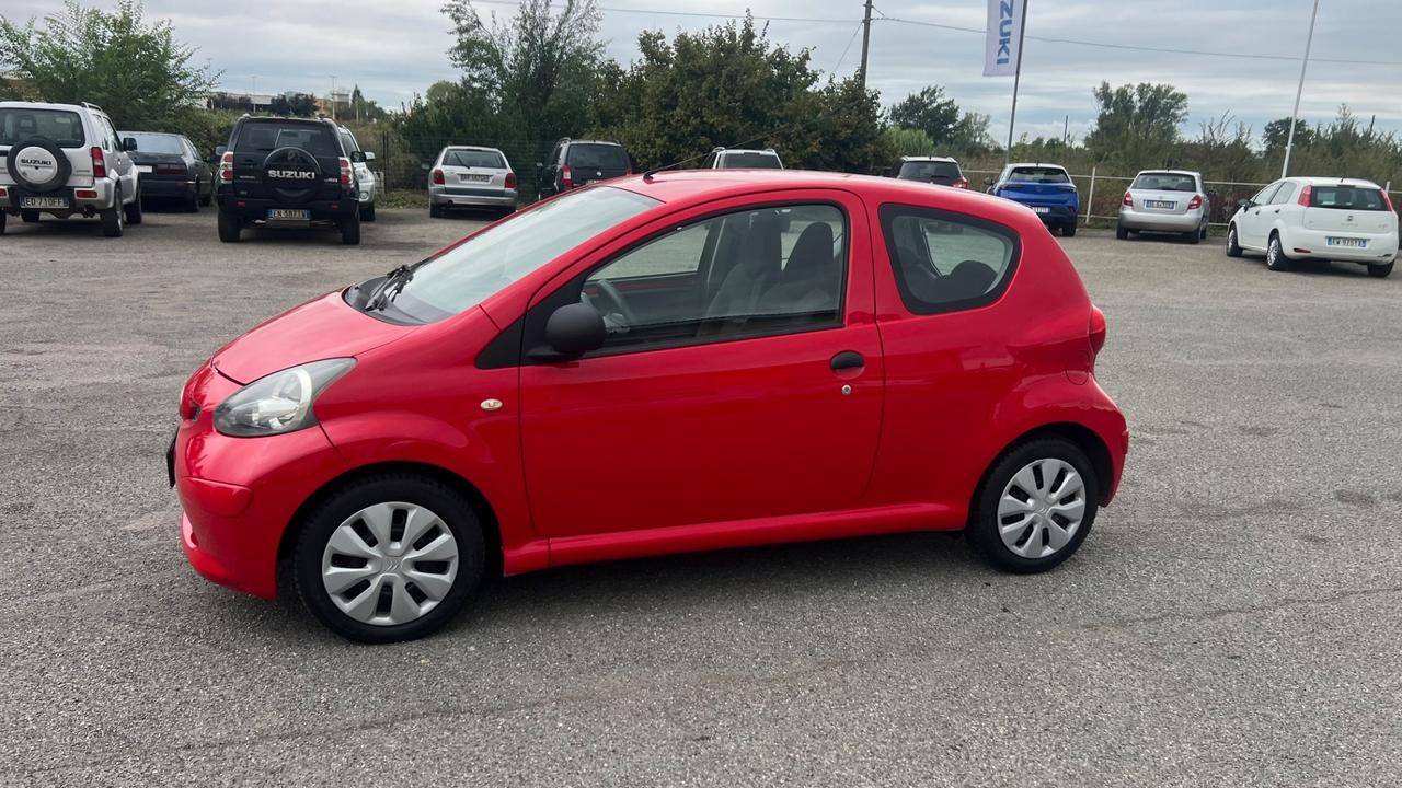 Toyota Aygo 1.0 12V VVT-i 3 porte Sol