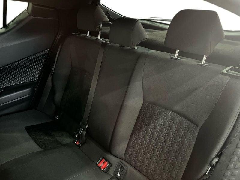 Toyota C-HR C-HR 2.0h Trend e-cvt