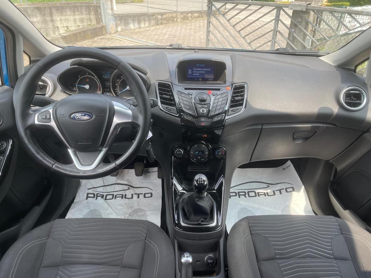Ford Fiesta 1.5 TDCi 75CV 5 porte Titanium