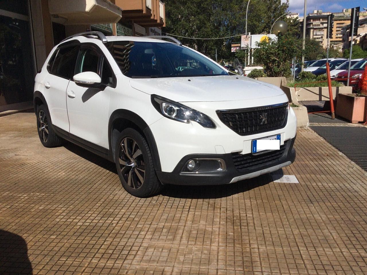 Peugeot 2008 BlueHDi 100 S&S Allure