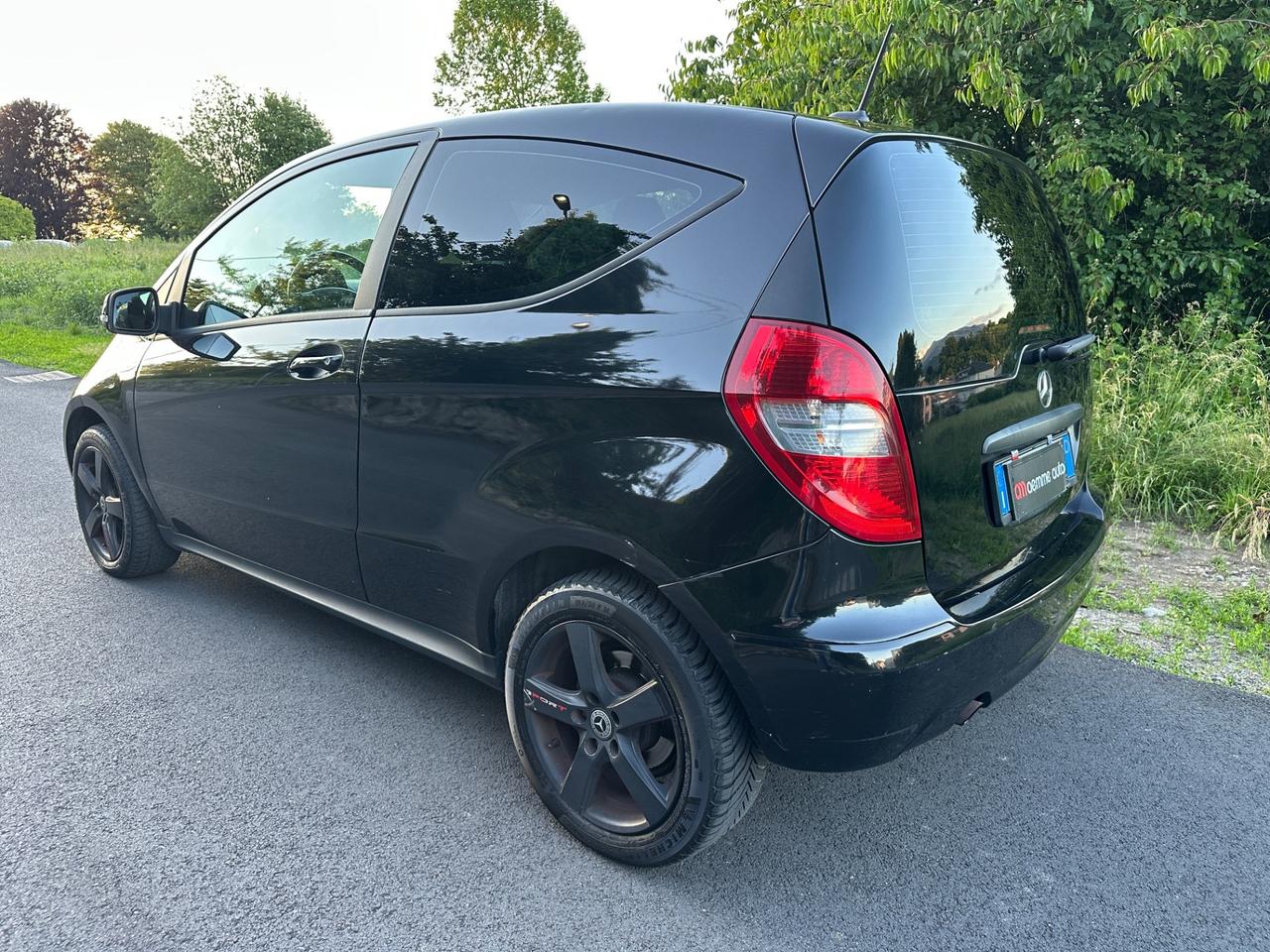 Mercedes-benz A 160 - 2010