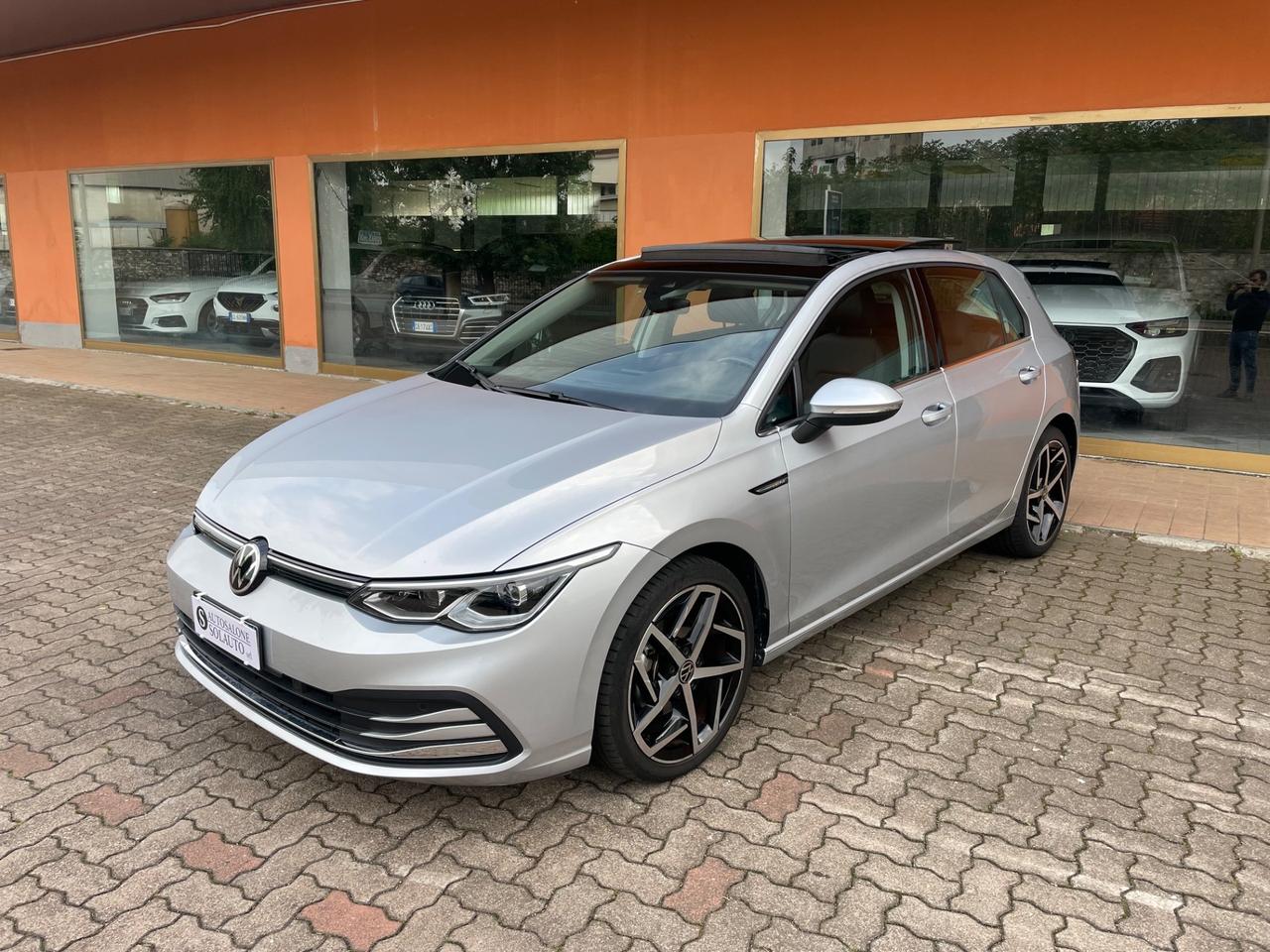 Volkswagen Golf 1.5 eTSI 150 CV DSG Style Tetto Led Post.