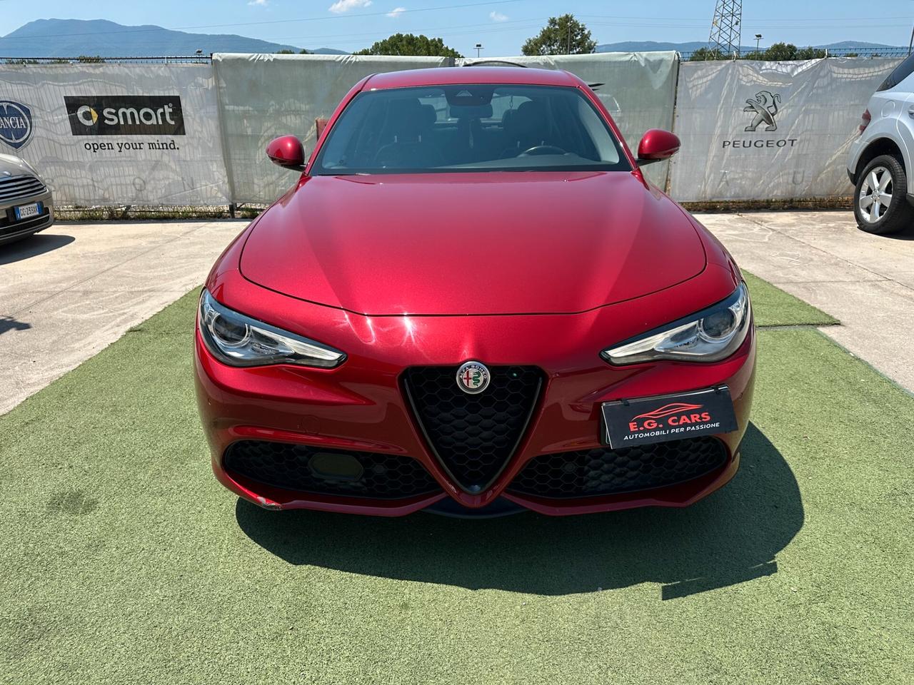 Alfa Romeo Giulia 2.2*VELOCE*Q4*210CV*AUT*NAVI*F1*KAMERA*HARMAN*
