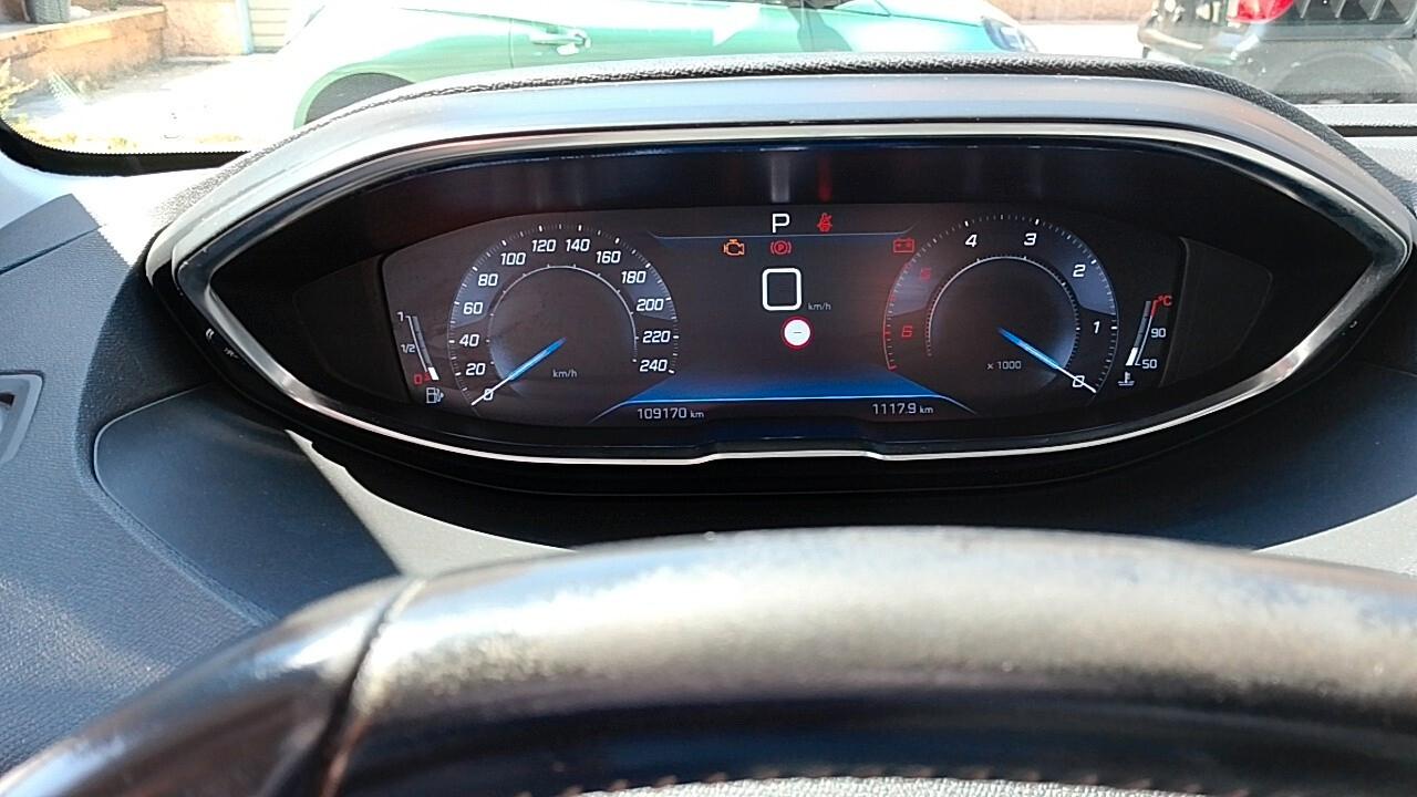 Peugeot 5008 BlueHDi 130 S&S EAT8 7 Posti