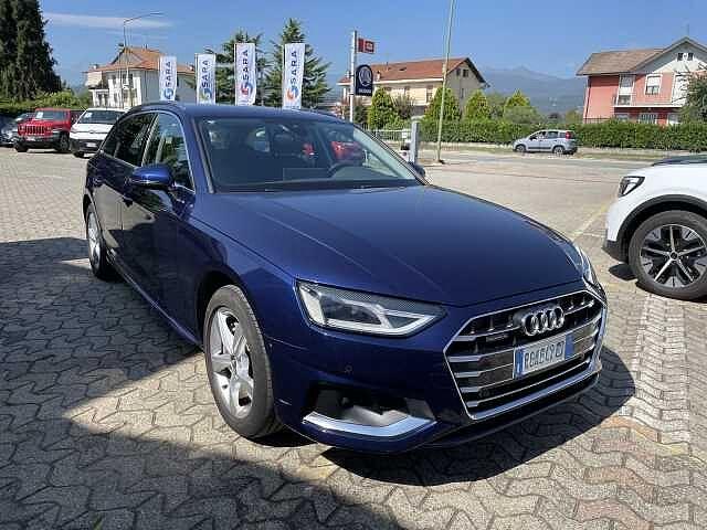 Audi A4 Avant 40 TDI quattro S tronic Business Advanced