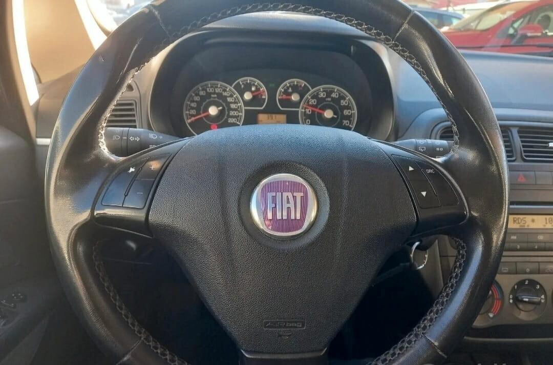 Fiat Grande Punto 1.4 5 porte Gpl Dynamic