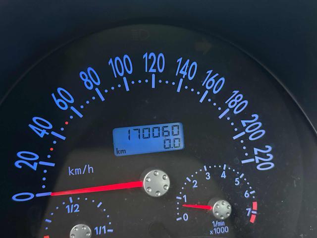VOLKSWAGEN New Beetle 1.6 senza nessun lavoro da fare