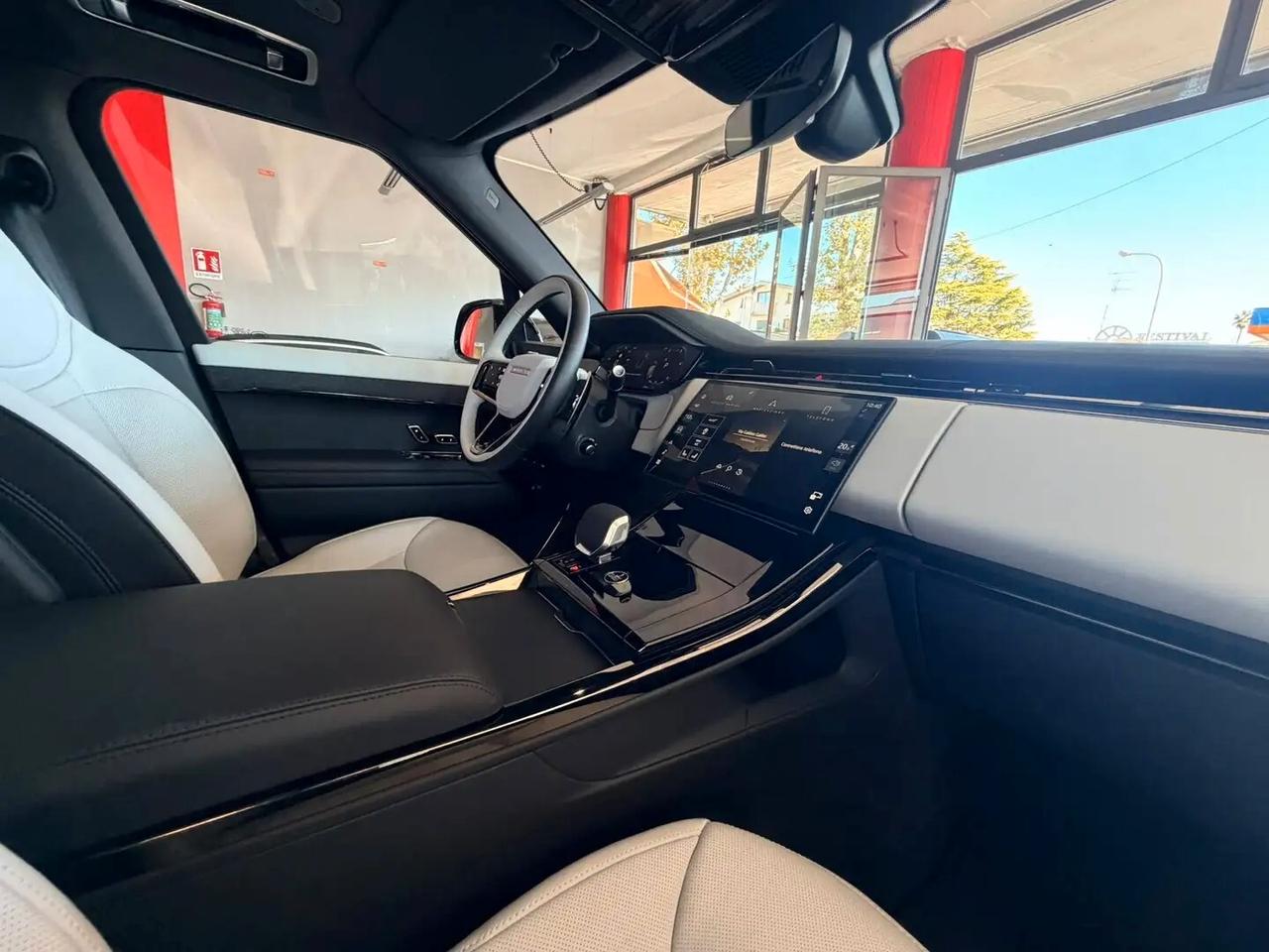 Land Rover Range Sport 3.0d i6 mhev Dynamic SE awd 250cv IVA ESPOSTA