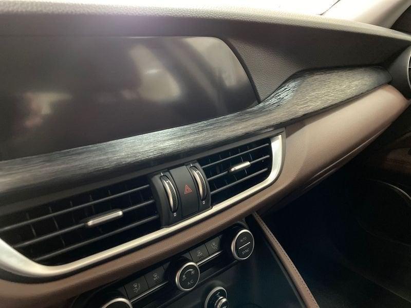 Alfa Romeo Stelvio 2.2 Turbodiesel 190 CV AT8 RWD Executive