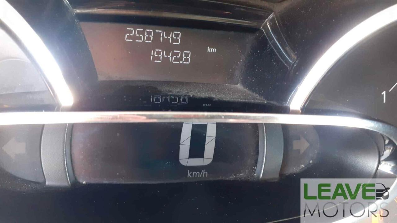 Renault Clio 1.2 75CV GPL (M1369)