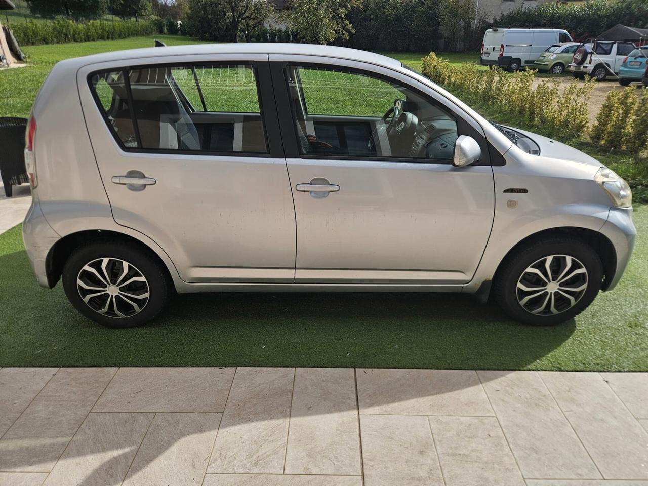 Daihatsu Sirion 1.3 Taka 4WD Green Powered