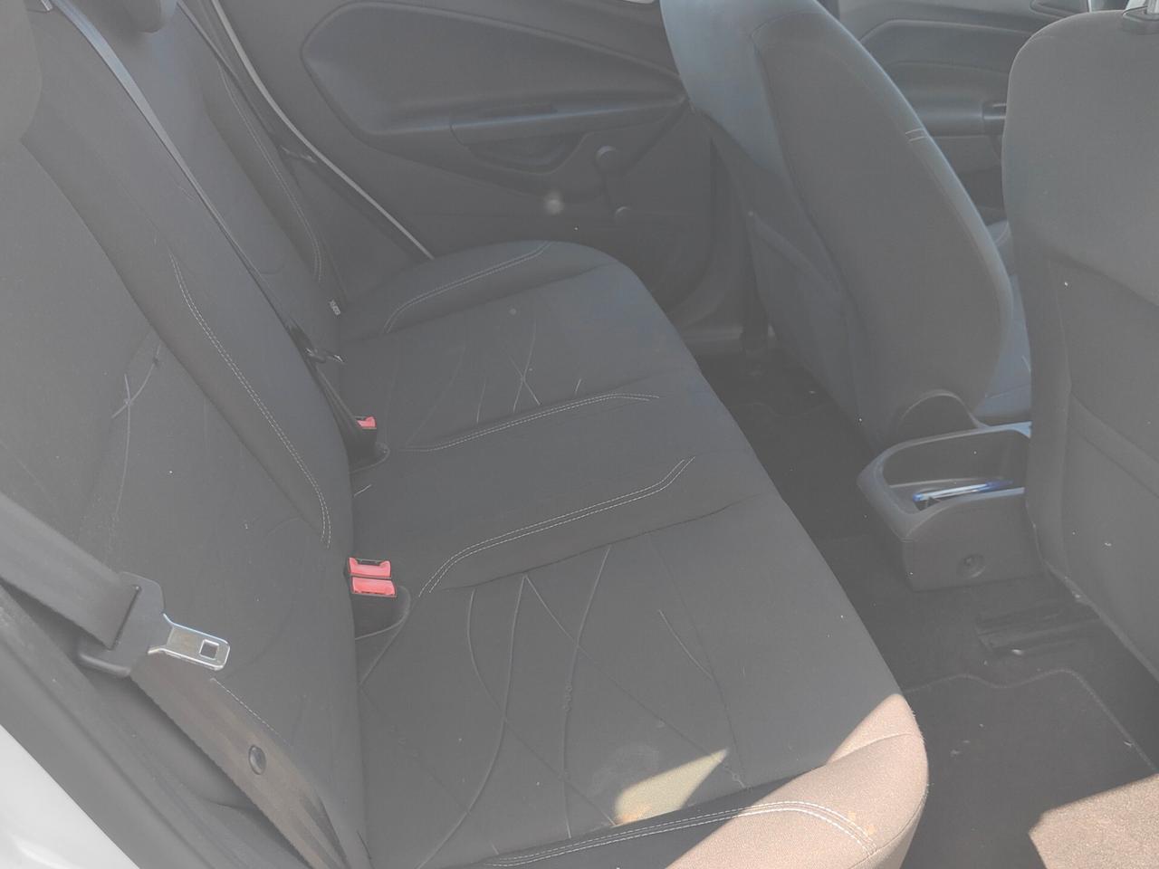 Ford Fiesta 1.4 5p. Bz.- GPL Titanium